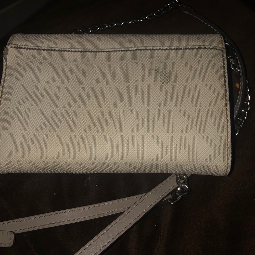 Michael kors mini purse - Picture 3 of 5